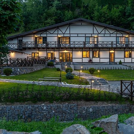 Private House Scherbovets Zhdeniievo Exterior photo